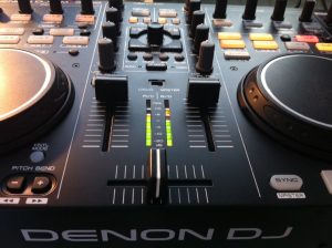 Denon MC3000 review mixer