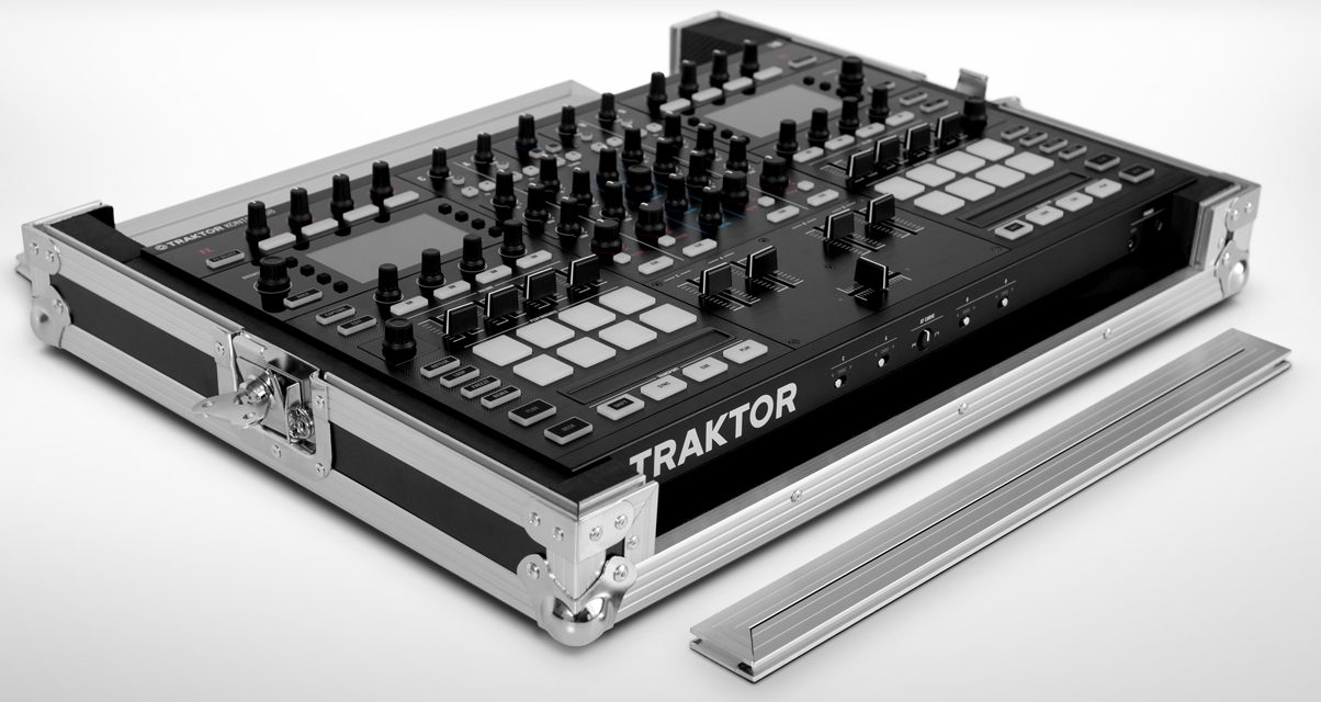 Traktor Kontrol S8