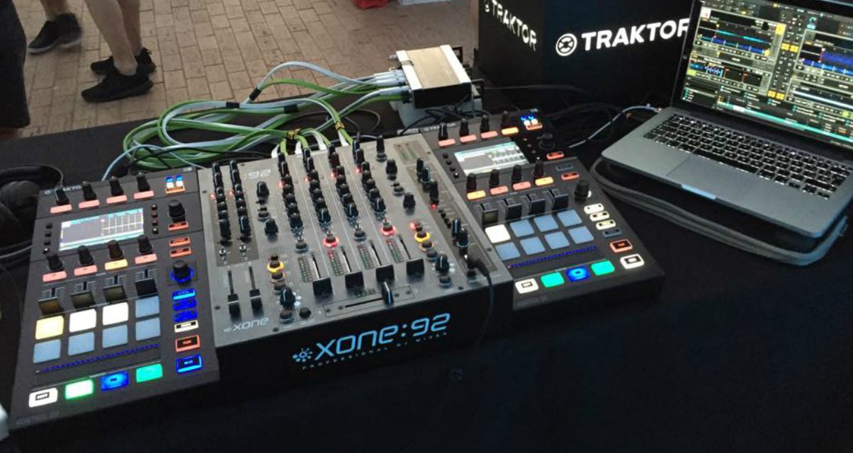 Traktor Kontrol D2